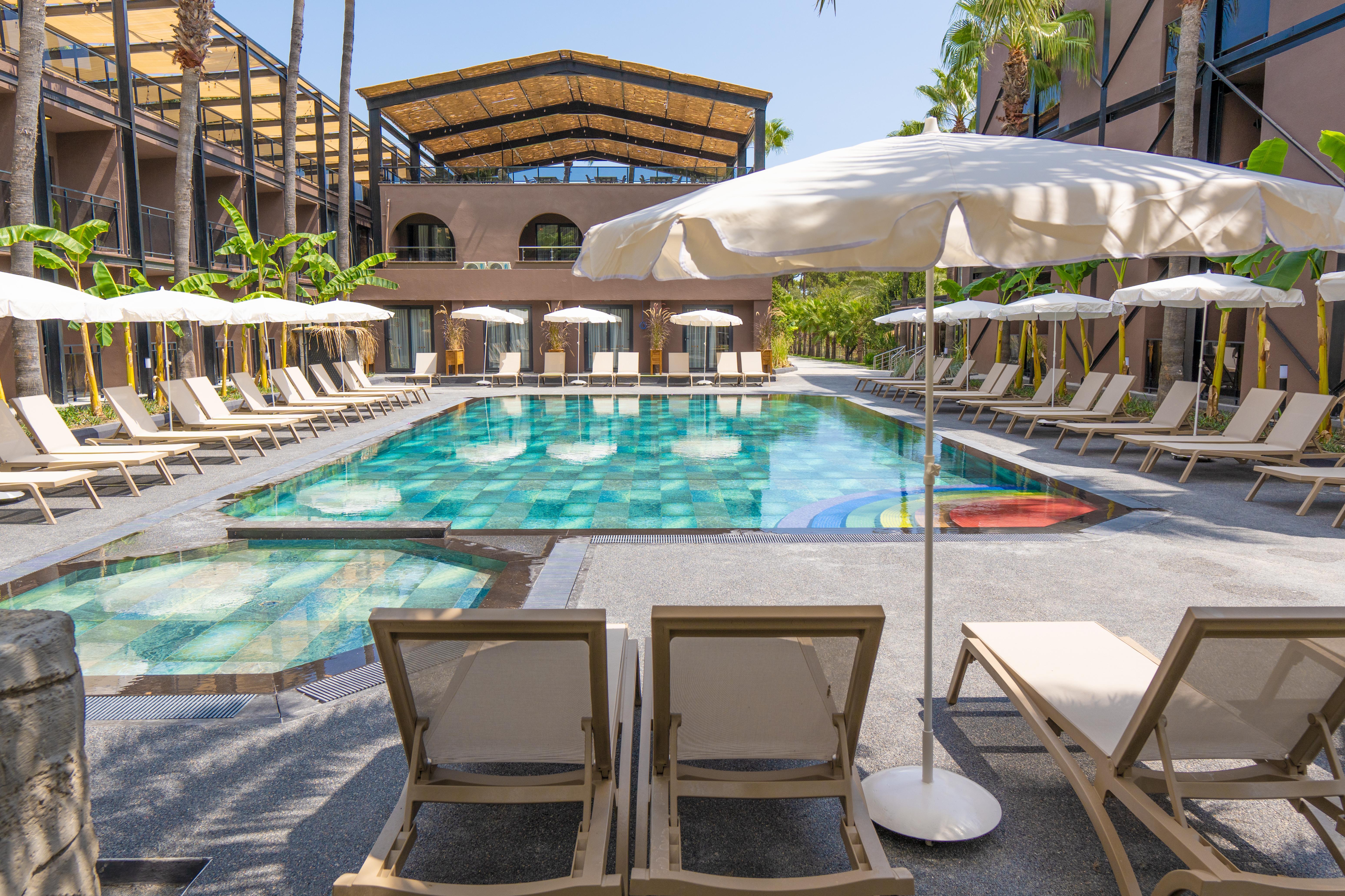 Hotel Golden Sun بيلديبي المظهر الخارجي الصورة